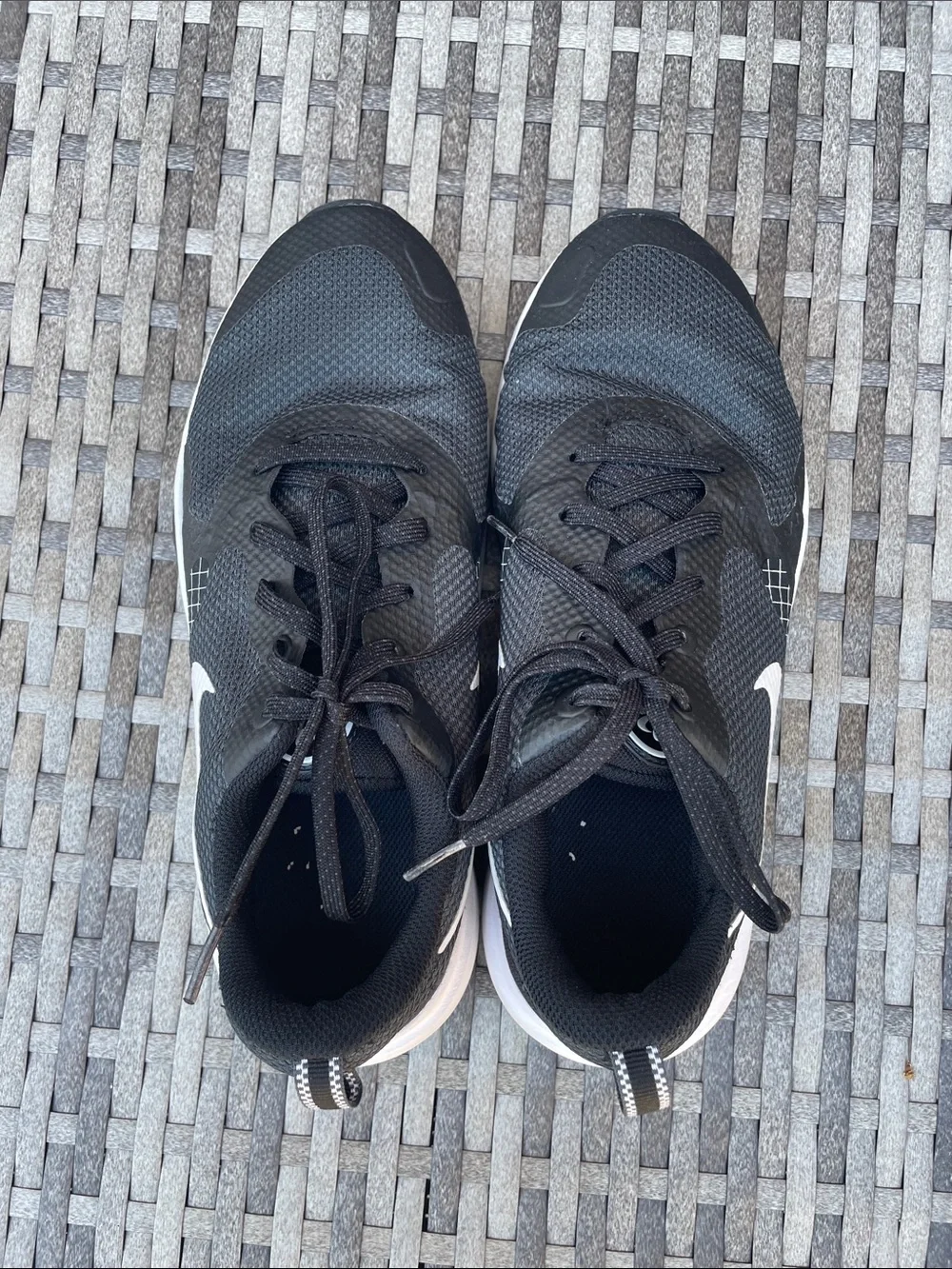 Nike Black and White Running Shoes